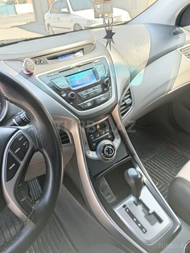 Hyundai Elantra 2013, 179,777 km - 1.8 l - Bakı