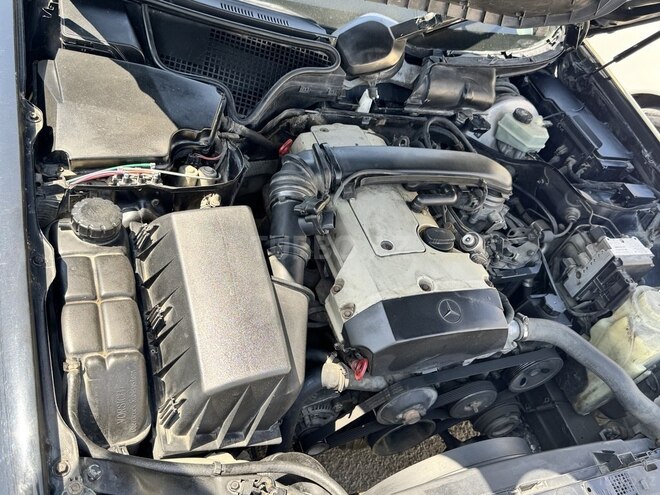 Mercedes E 230 1997, 64,000 km - 2.3 l - Bakı