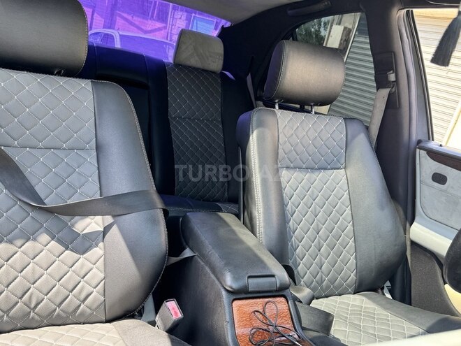Mercedes E 230 1997, 64,000 km - 2.3 l - Bakı