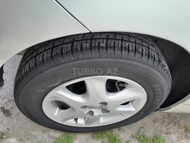 Toyota Corolla 2006, 301,000 km - 1.4 l - Gəncə
