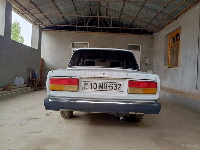 LADA (VAZ) 2107 2003, 70,000 km - 1.6 l - Samux