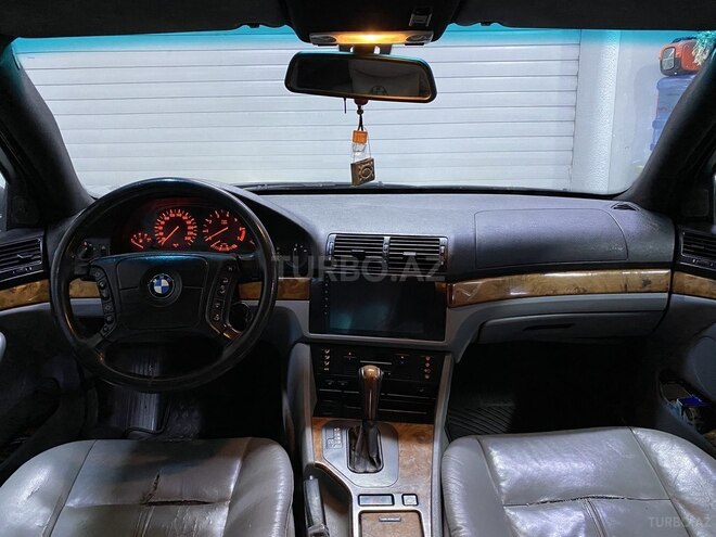 BMW 523 1999, 404,000 km - 2.5 l - Sumqayıt
