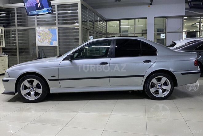 BMW 523 1999, 404,000 km - 2.5 l - Sumqayıt