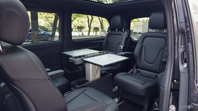 Mercedes V 250-11