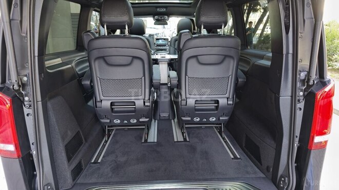 Mercedes V 250-27