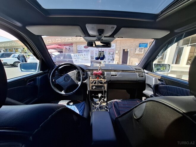 Mercedes E 230 1997, 480,000 km - 2.3 l - Naxçıvan