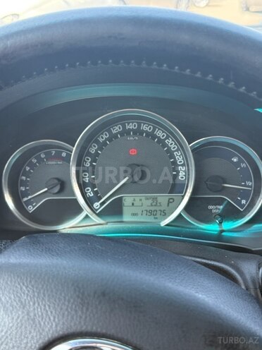 Toyota Corolla 2013, 179,000 km - 1.6 l - Bakı