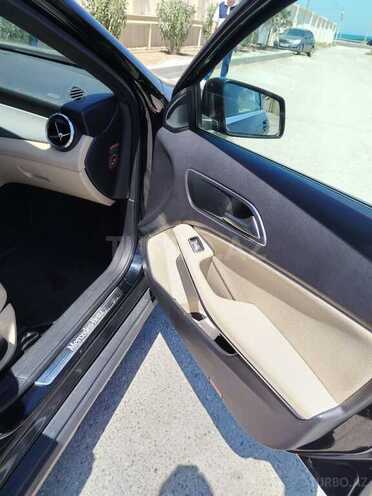 Mercedes GLA 250 4MATIC 2014, 70,000 km - 2.0 l - Bakı