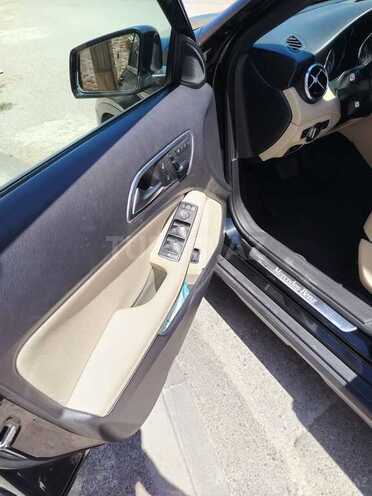 Mercedes GLA 250 4MATIC 2014, 70,000 km - 2.0 l - Bakı