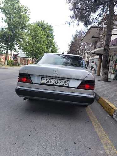 Mercedes E 200 1993, 200,000 km - 2.0 l - Ağsu