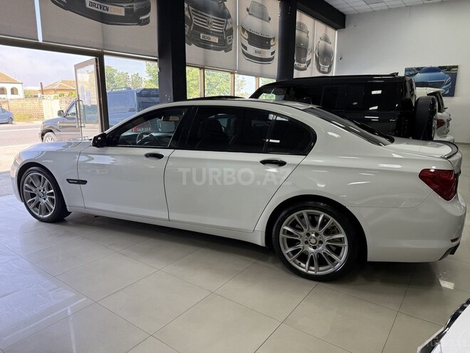 BMW 750-8