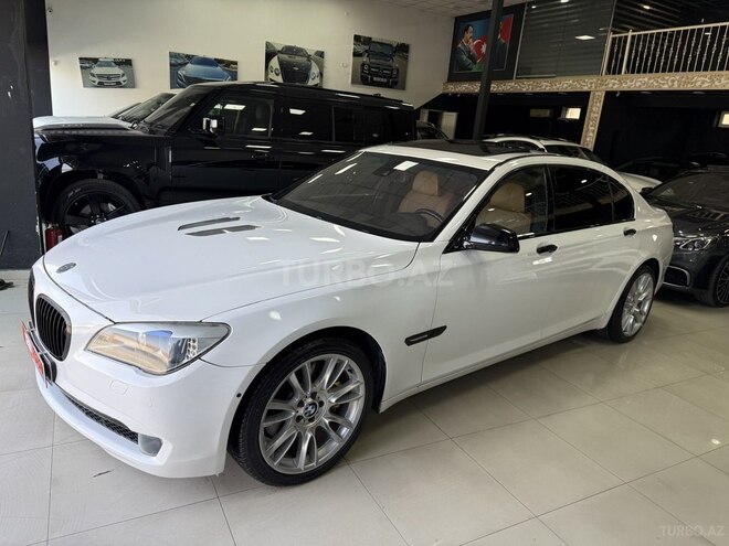 BMW 750-6