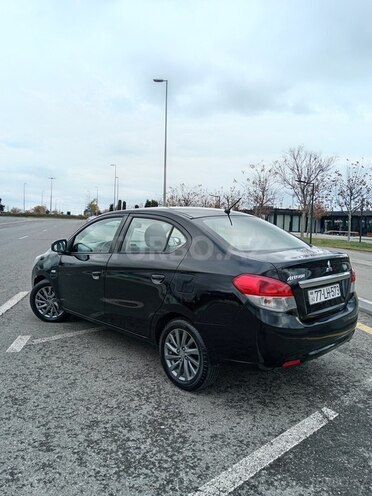 Mitsubishi Attrage 2015, 198,000 km - 1.2 l - Bakı