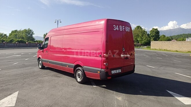 Volkswagen Crafter 2009, 300,000 km - 2.5 л - Zaqatala