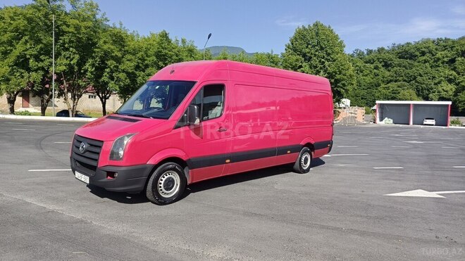 Volkswagen Crafter 2009, 300,000 km - 2.5 л - Zaqatala