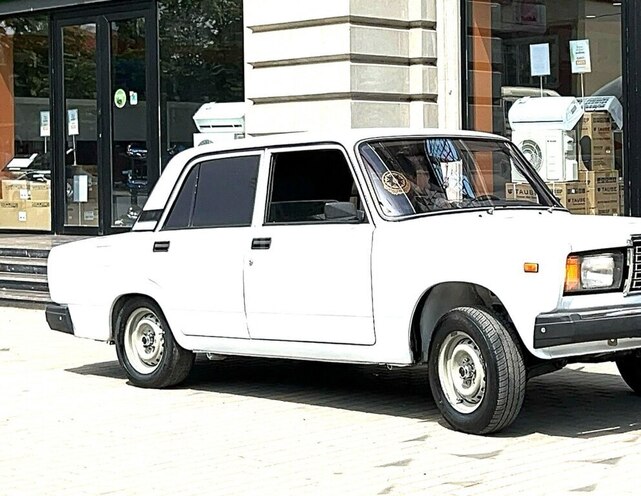 LADA (VAZ) 2107 2005, 86,000 km - 1.6 л - Gəncə