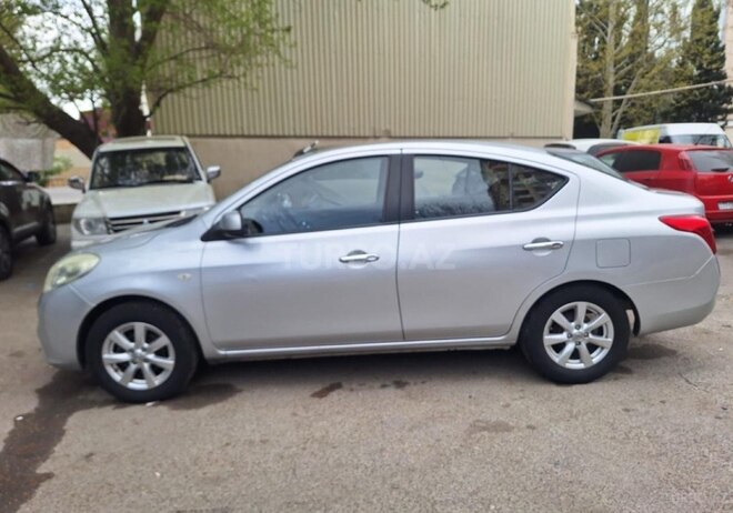 Nissan Sunny 2013, 85,000 km - 1.5 л - Bakı