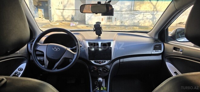 Hyundai Accent 2015, 212,000 km - 1.5 л - Bakı