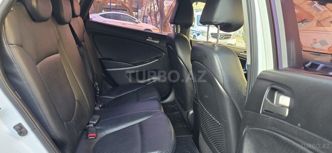 Hyundai Accent 2015, 212,000 km - 1.5 л - Bakı