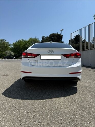 Hyundai Elantra 2017, 98,000 km - 2.0 л - Bakı
