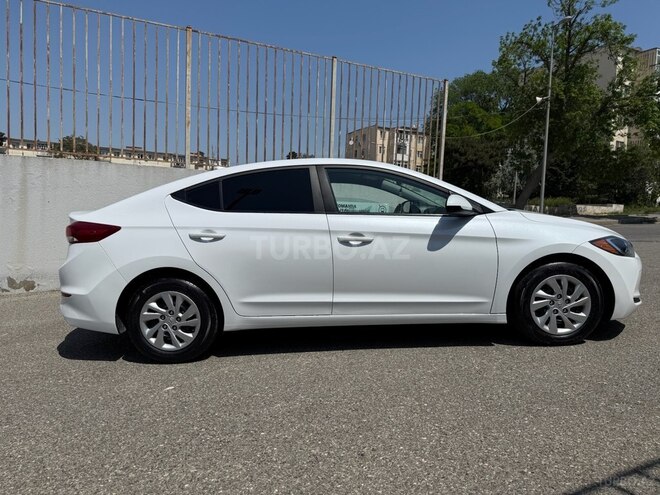 Hyundai Elantra 2017, 98,000 km - 2.0 л - Bakı