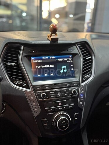 Hyundai Santa Fe-8