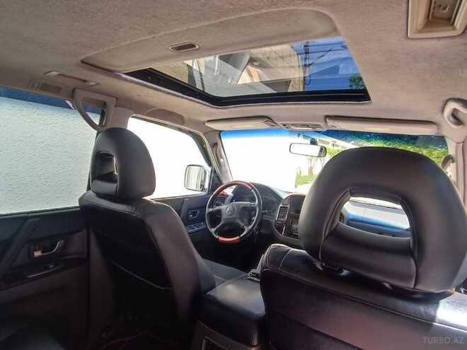 Mitsubishi Pajero 2005, 267,000 km - 3.0 l - Bakı