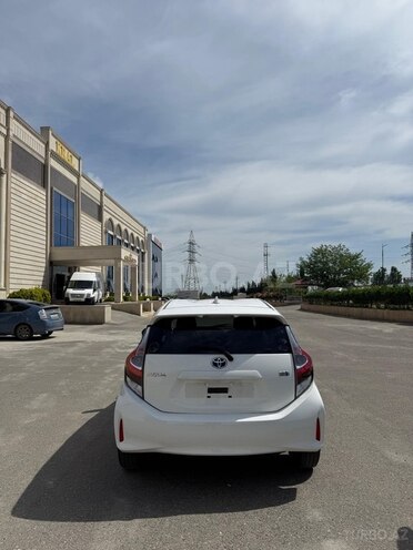 Toyota Aqua 2019, 130,000 km - 1.5 l - Bakı