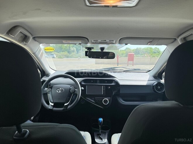 Toyota Aqua 2019, 130,000 km - 1.5 l - Bakı