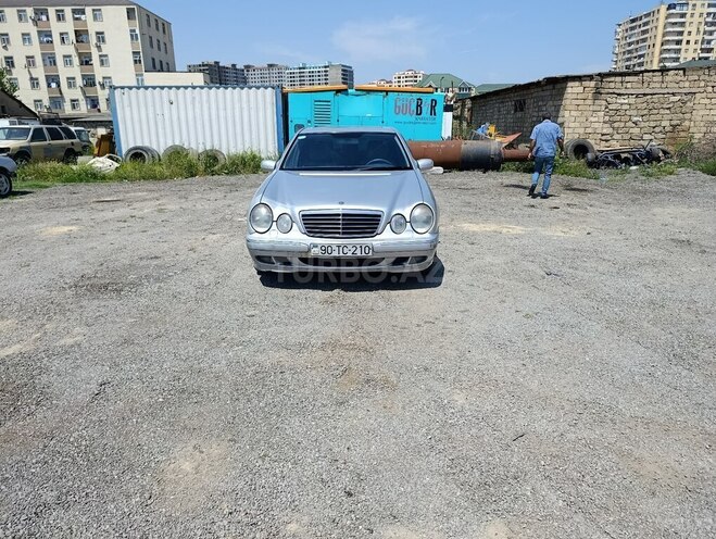 Mercedes E 270 2001, 436,236 km - 2.7 l - Bakı