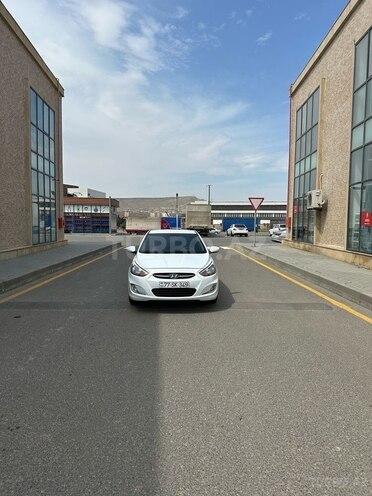 Hyundai Accent 2017, 95,500 km - 1.6 l - Bakı