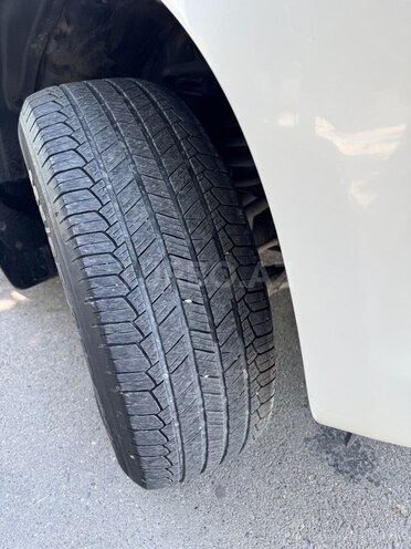Toyota Land Cruiser Prado 2011, 170,000 km - 2.7 л - Sumqayıt