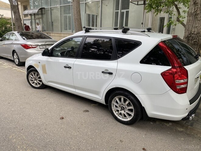Kia Ceed 2010, 455,676 km - 1.4 л - Bakı