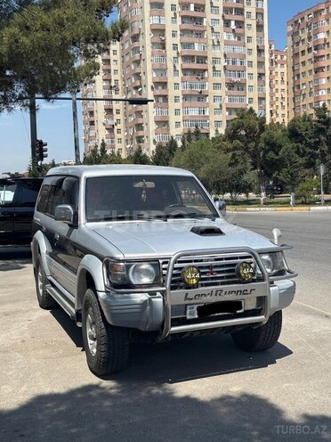 Mitsubishi Pajero 1996, 258,000 km - 2.8 l - Sumqayıt
