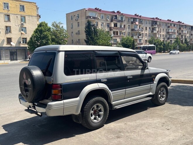 Mitsubishi Pajero 1996, 258,000 km - 2.8 l - Sumqayıt