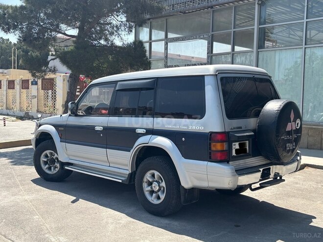 Mitsubishi Pajero 1996, 258,000 km - 2.8 l - Sumqayıt
