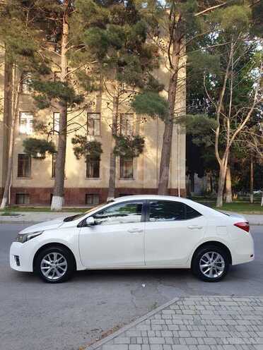 Toyota Corolla 2014, 298,000 km - 1.6 l - Bakı