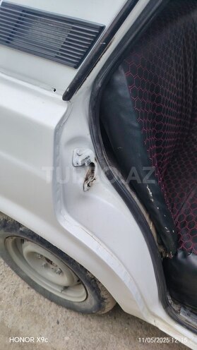 LADA (VAZ) 2107 2000, 80,000 km - 1.6 l - Xudat