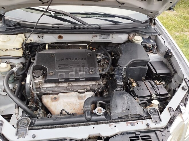 Mitsubishi Airtrek 2001, 275,434 km - 2.4 l - Bakı