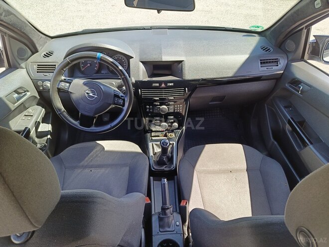 Opel Astra 2009, 268,500 km - 1.4 l - Bakı