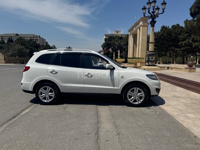 Hyundai Santa Fe 2011, 252,000 km - 2.0 л - Bakı