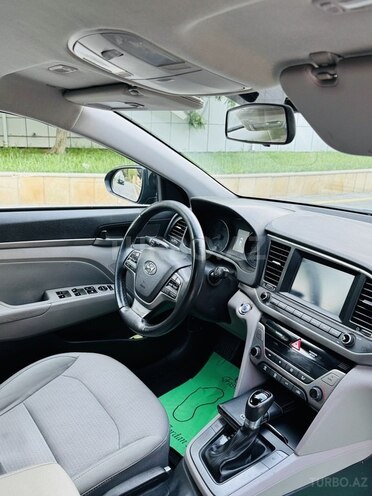 Hyundai Elantra 2016, 242,000 km - 2.0 л - Bakı