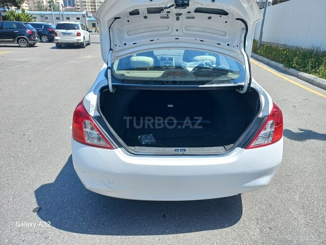 Nissan Sunny 2014, 129,900 km - 1.5 l - Bakı