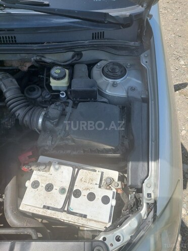 Toyota Corolla 2006, 235,150 km - 1.4 l - Ağcabədi