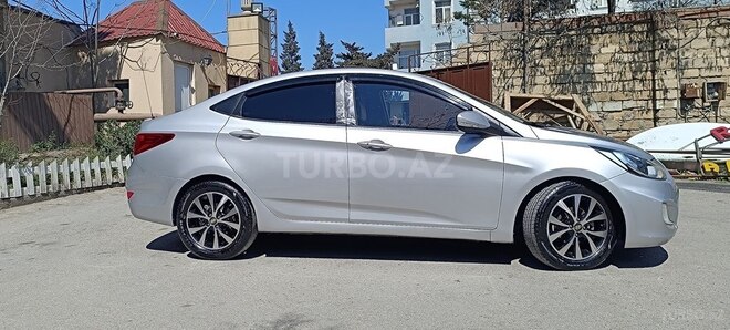 Hyundai Accent 2011, 270,000 km - 1.6 l - Bakı