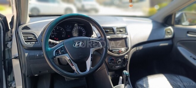 Hyundai Accent 2011, 270,000 km - 1.6 l - Bakı