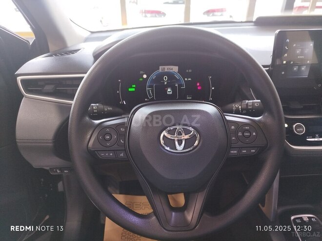 Toyota Corolla Cross 2025, 0 km - 2.0 л - Bakı