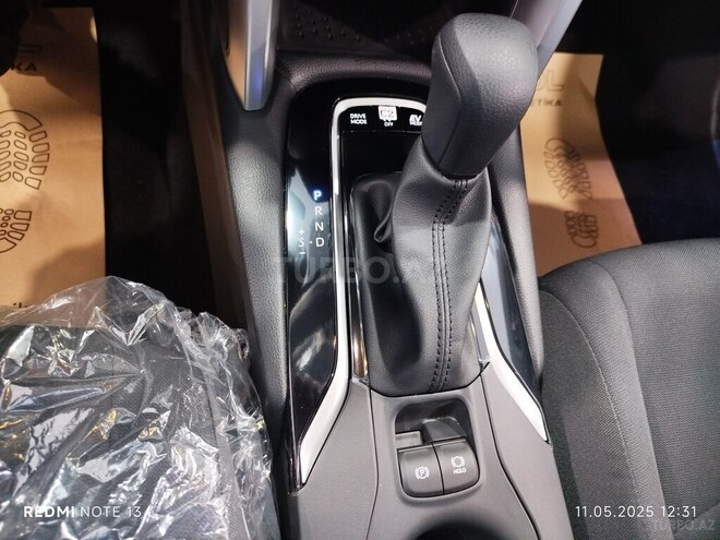 Toyota Corolla Cross 2025, 0 km - 2.0 л - Bakı