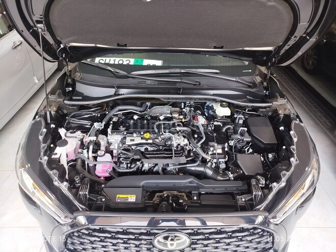 Toyota Corolla Cross 2025, 0 km - 2.0 л - Bakı