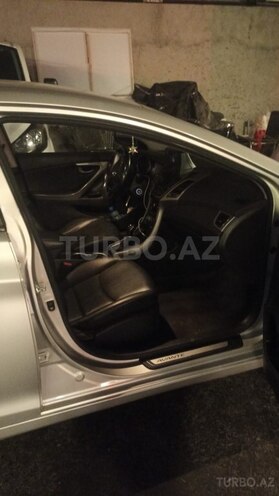 Hyundai Avante 2014, 220,000 km - 1.6 l - Bakı